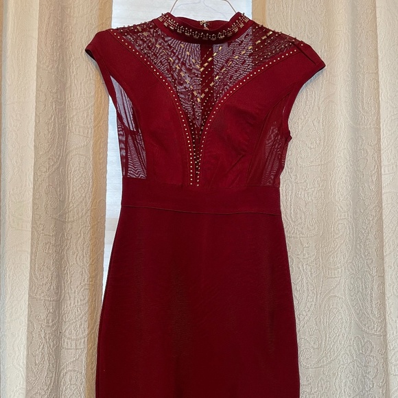 Dress - Picture 1 of 4